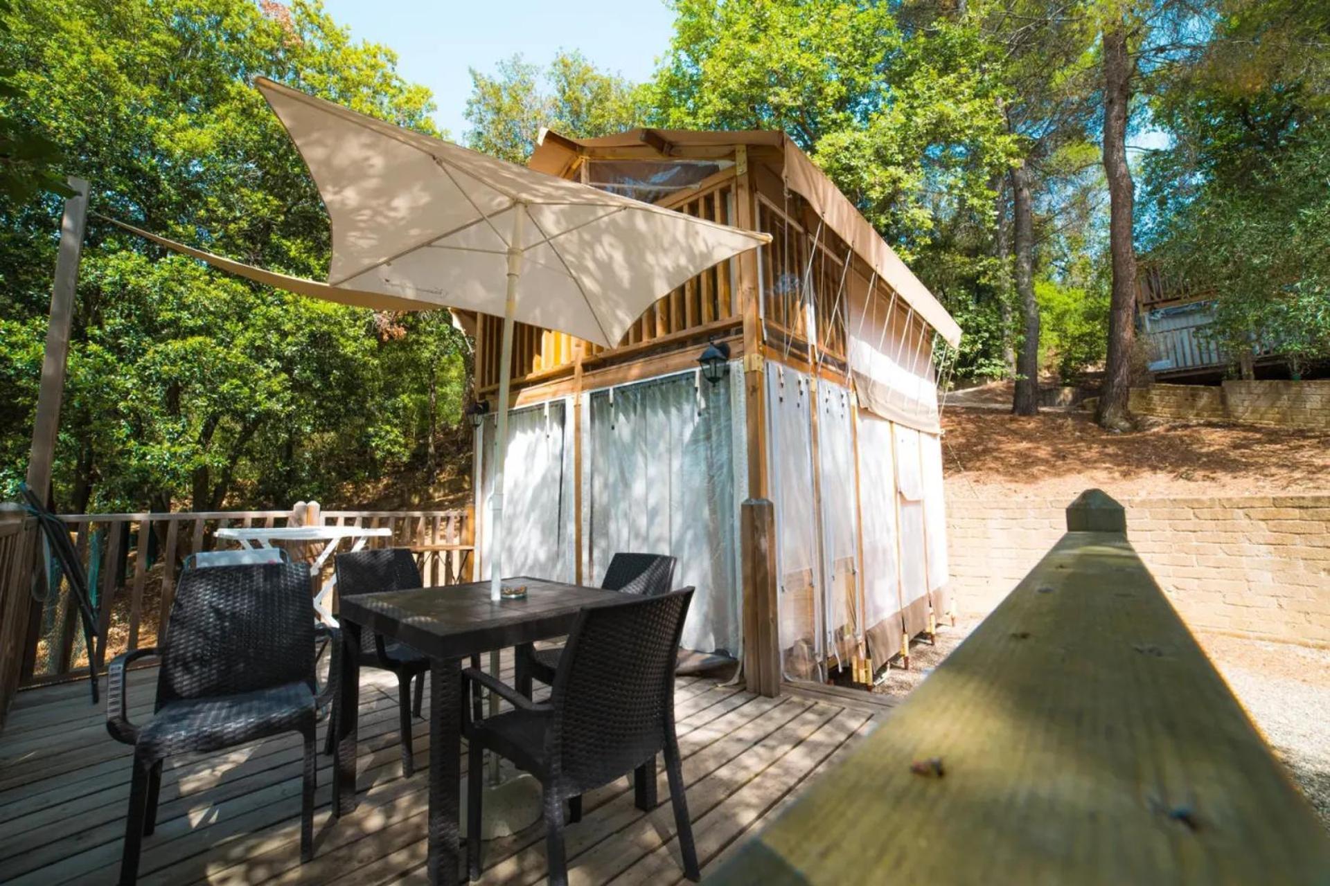 מאג'ונה Trasimeno Glamping Resort מראה חיצוני תמונה