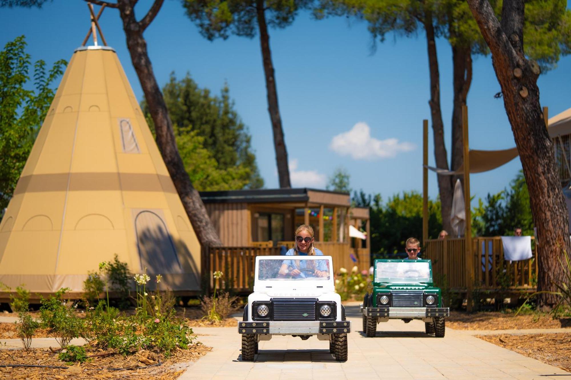 מאג'ונה Trasimeno Glamping Resort מראה חיצוני תמונה