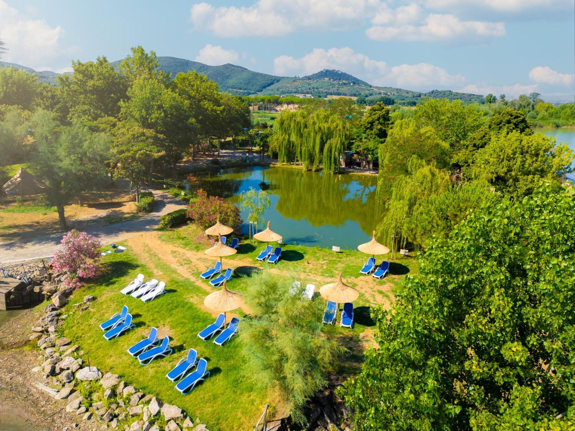 מאג'ונה Trasimeno Glamping Resort מראה חיצוני תמונה