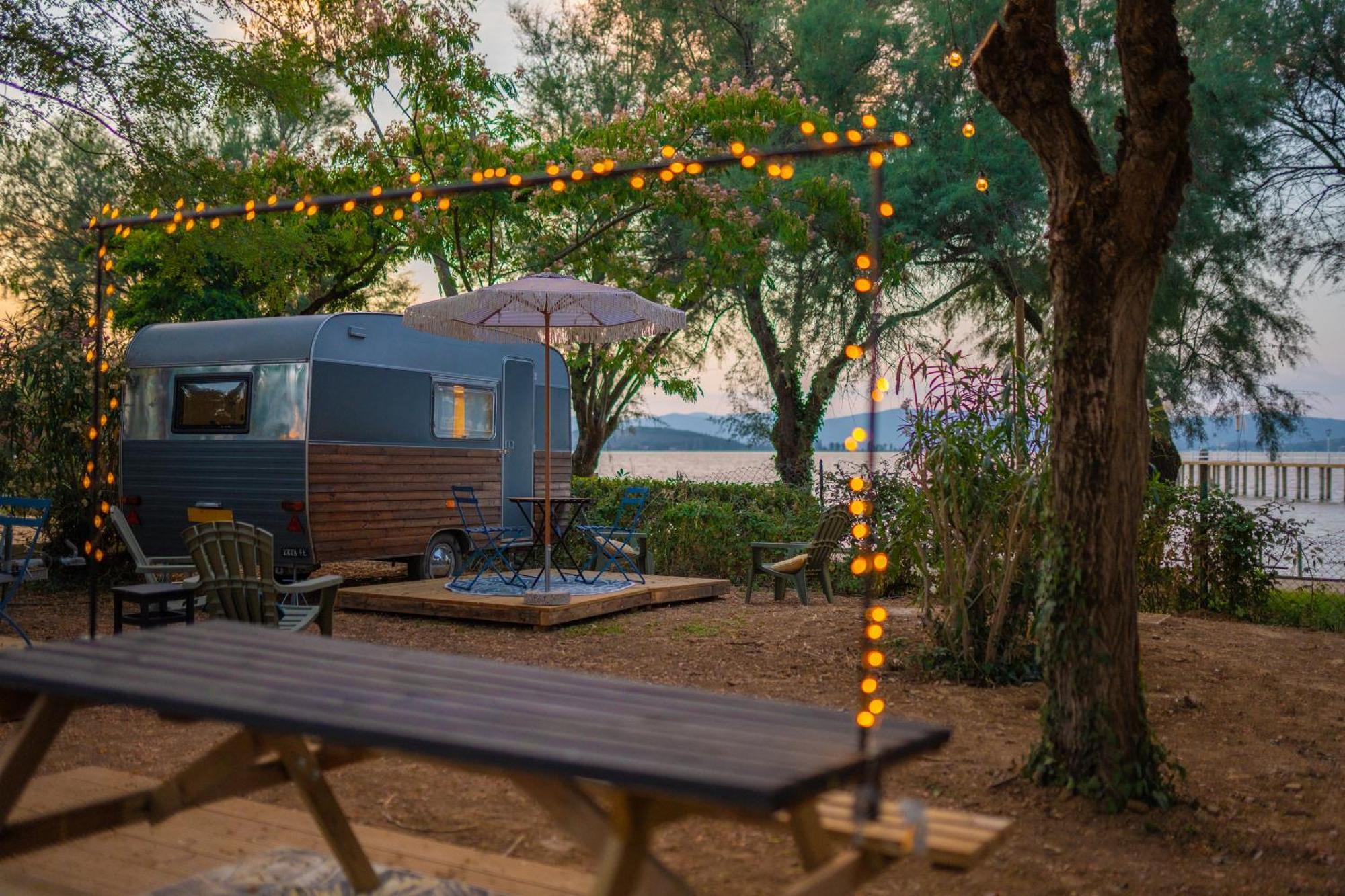 מאג'ונה Trasimeno Glamping Resort מראה חיצוני תמונה